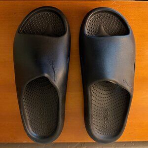 Crocs Mellow Recovery Slides Women's size 10 shoes in black